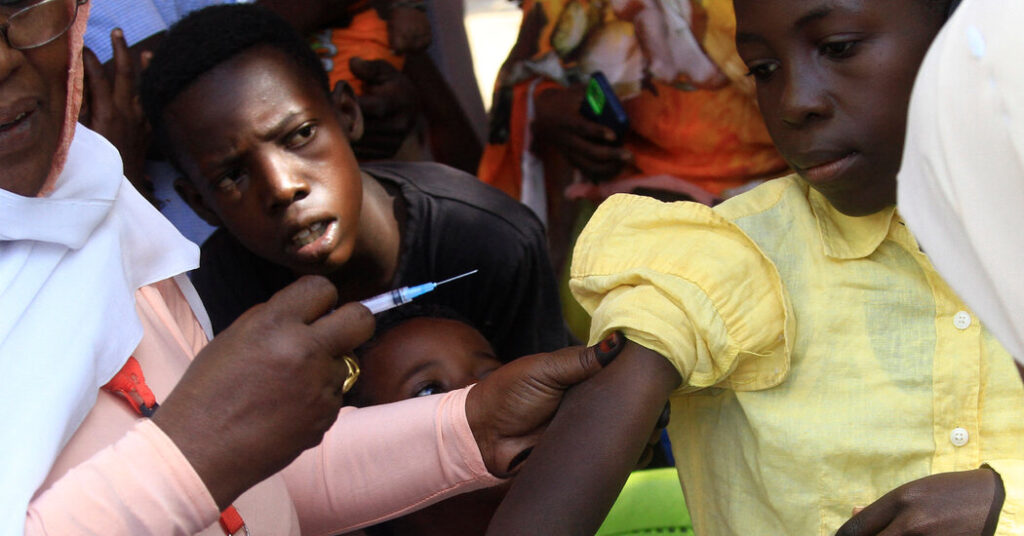 25USAID vaccines 2 facebookJumbo
