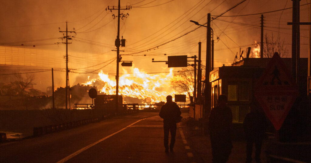 26int skorea fire 01 jzmw facebookJumbo