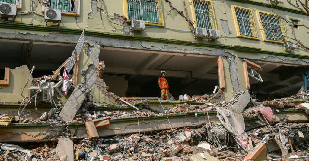 29int myanmar quake ledeall 01 cjvp facebookJumbo