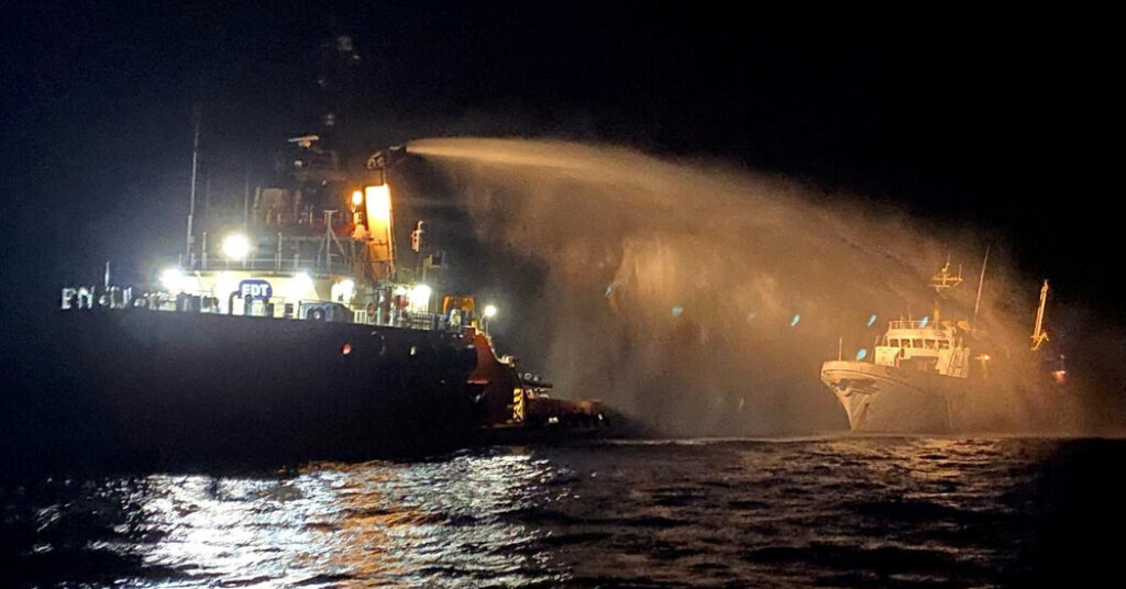 02xp gaza ship tvgf facebookJumbo